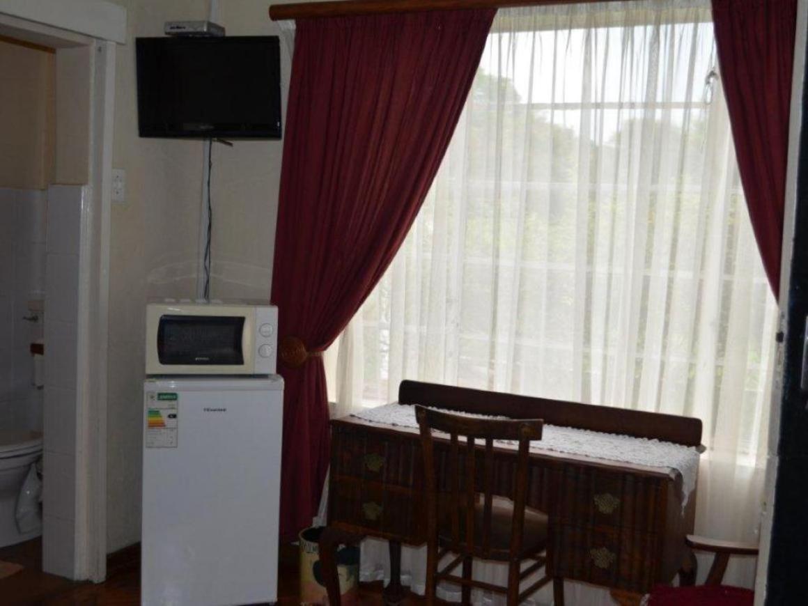 The Riverhouse Guesthouse เอสต์คอร์ท ภายนอก รูปภาพ
