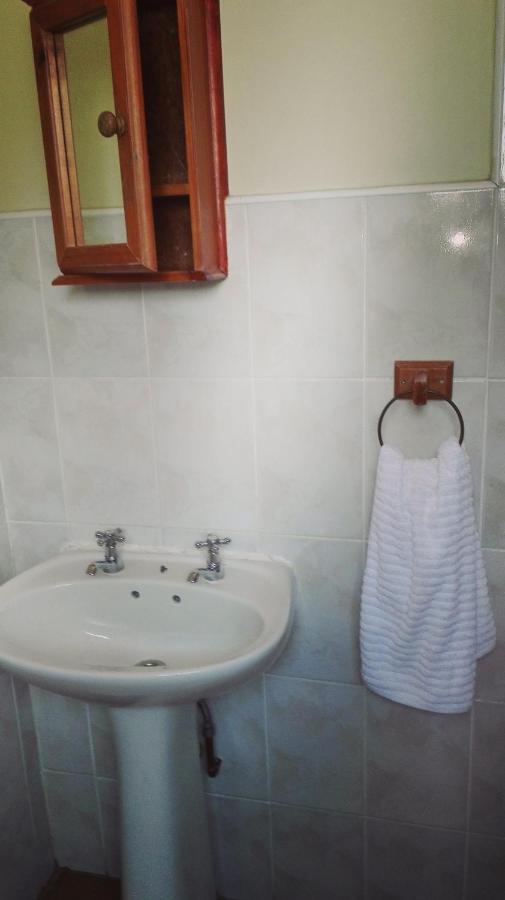 The Riverhouse Guesthouse เอสต์คอร์ท ภายนอก รูปภาพ